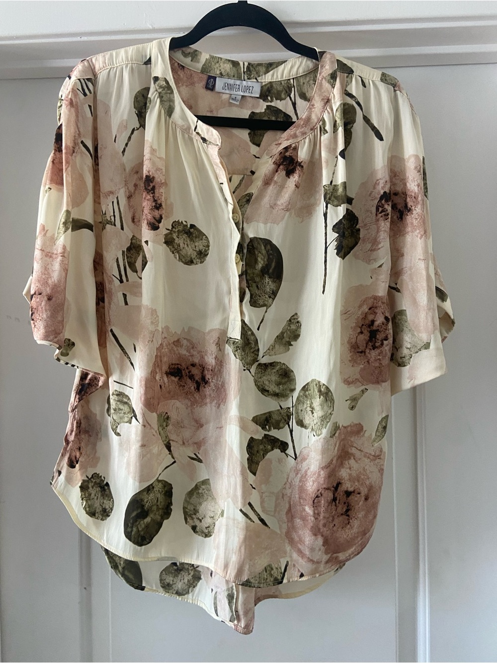 Jennifer Lopez Cream Blouse with Dusty Pink Floral Print - Picture 2 of 5